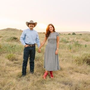 Meet your Posher, Elese